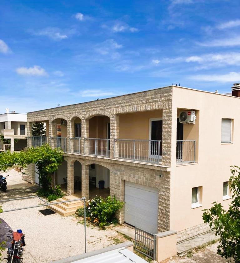 Apartmani Solis 维尔 外观 照片